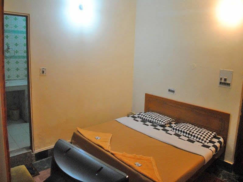 Hotel Varuni Mcleodganj Dharamshala Exterior photo